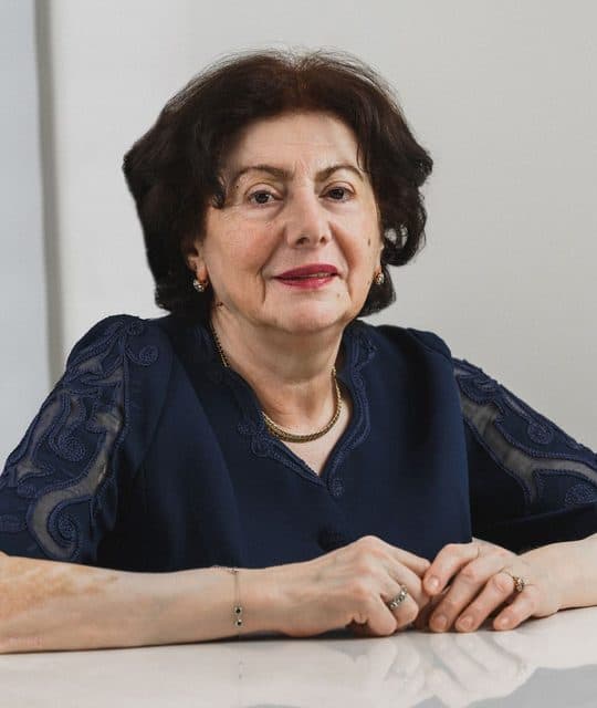 Ալլա Մակարյան